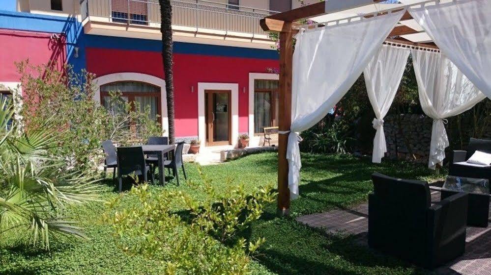 Ape Rossa Acomodação com café da manhã Castellana Grotte Exterior foto